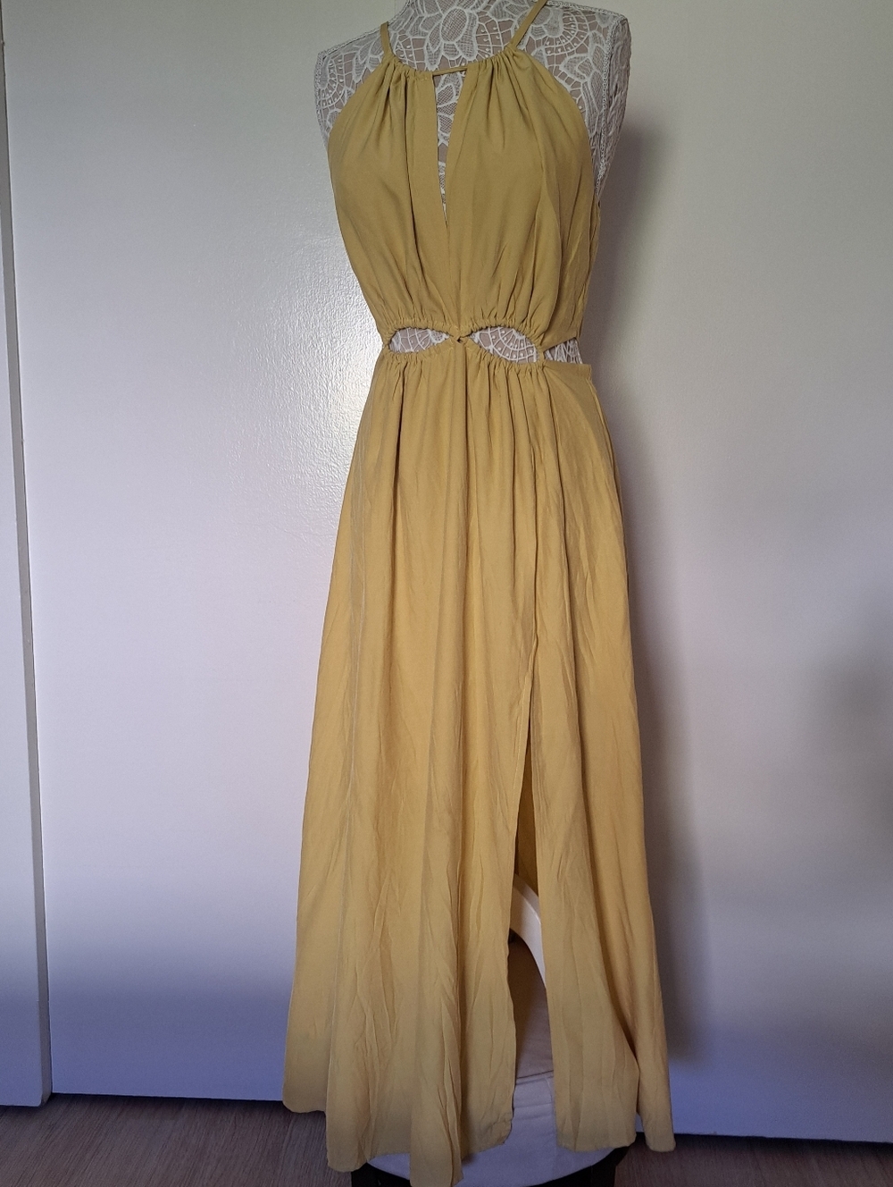 Summer Dress Cutout  Halter Maxi Dress Backless Boho with Side Slit. - Picture 2 of 8